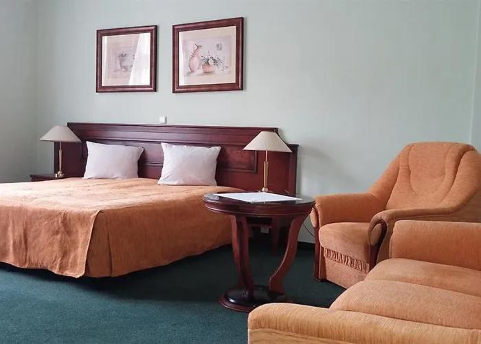 Hotel Ester Karlovy Vary Esterno foto