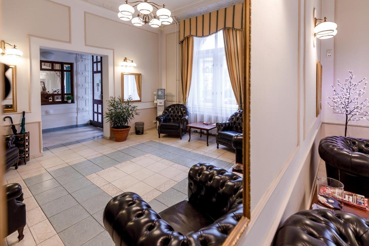 Hotel Ester Karlovy Vary Esterno foto