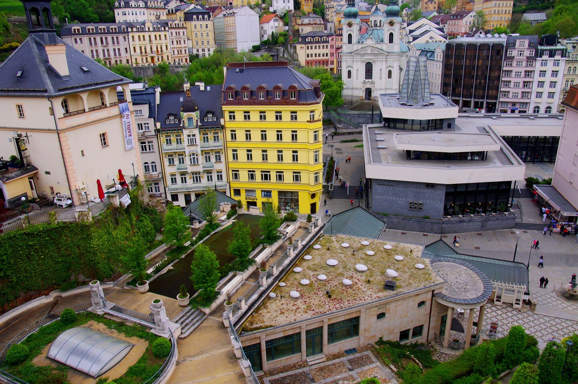 Hotel Ester Karlovy Vary Esterno foto